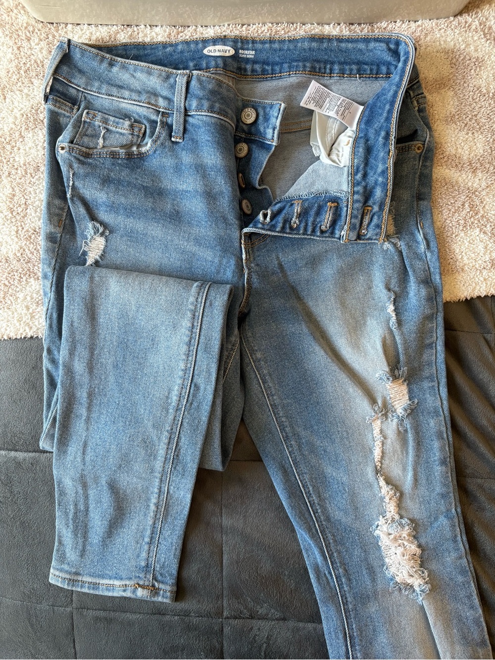 Old Navy Women's Light Blue Distressed Skinny Jeans